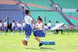 尽管知道气氛会多么紧张，但他没有丝毫担忧、紧张或压力。